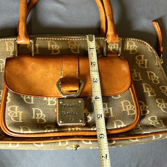 Dooney & Bourke 1975 - Picture 12 of 15